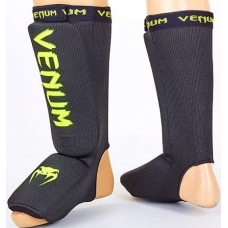 Защита ног для тайского бокса Venum CO-5810-BKG